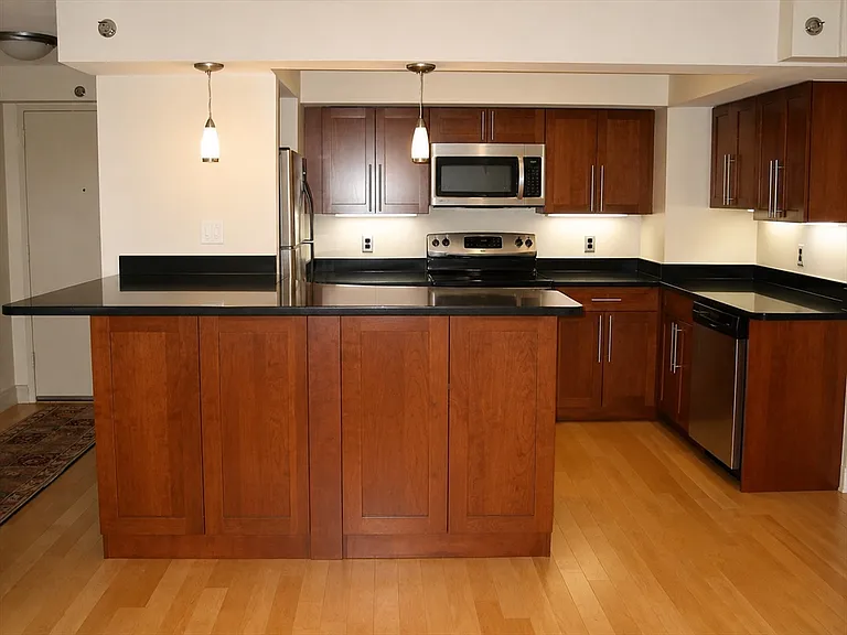 1600 Beacon St #701 — Photo 3