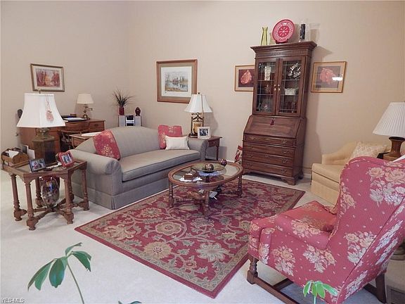 5th image of 6634 Fox Hollow Ct