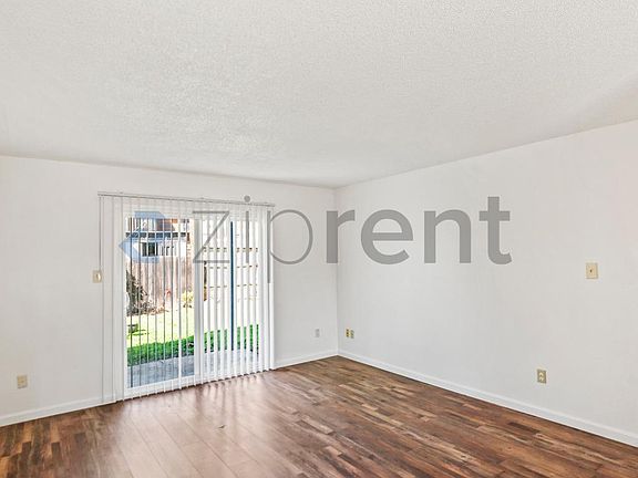 5th image of 3865 Almond Ave #D