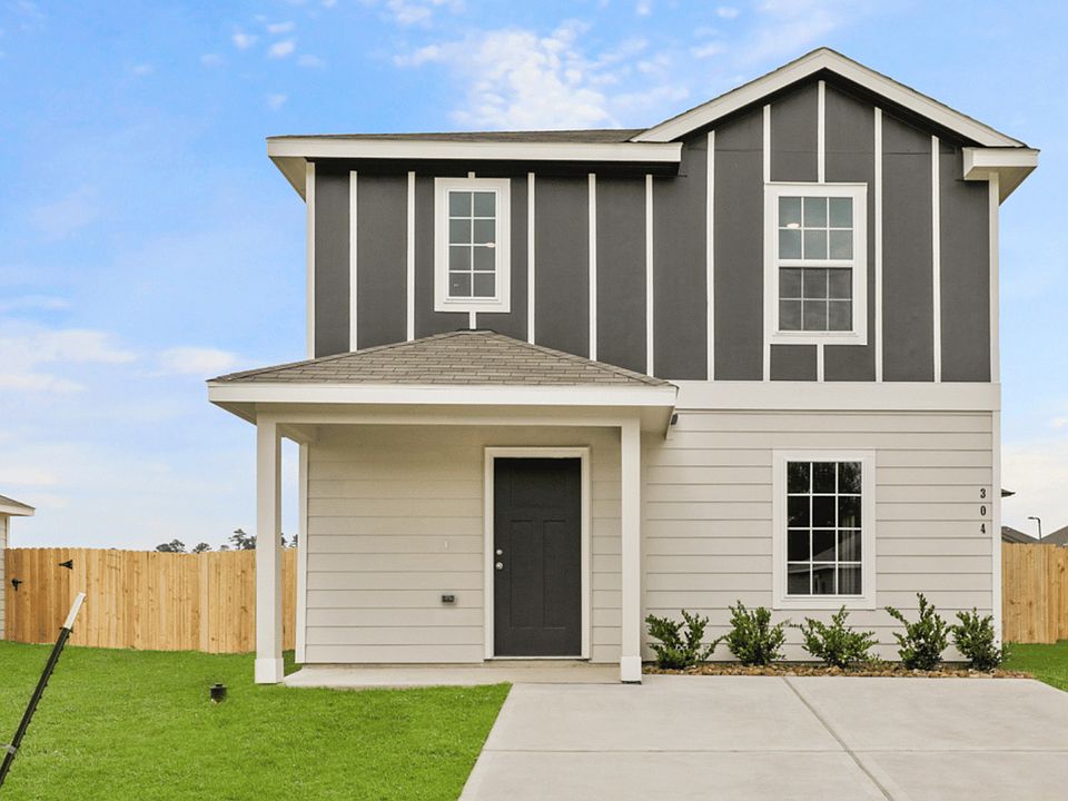 1st image of 304 Gray Wolf Dr
