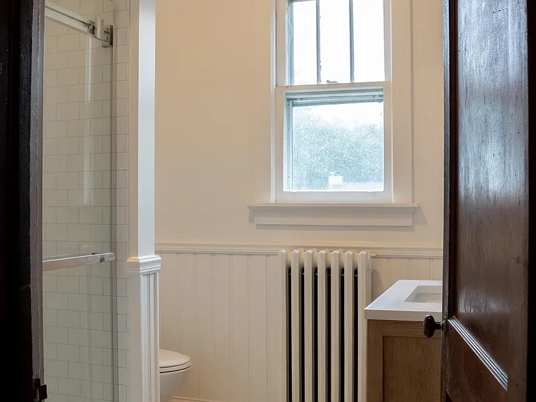 5 Carle Ave #2 — Photo 10