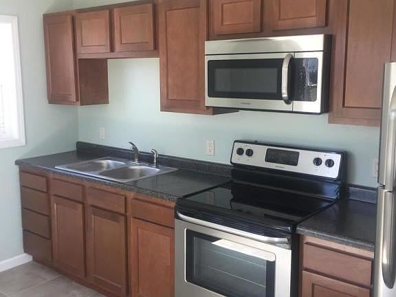 2nd image of 305 N Rosemary St