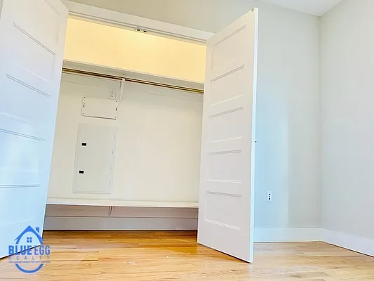 Rented by Blue Egg Realty Corp | media 33