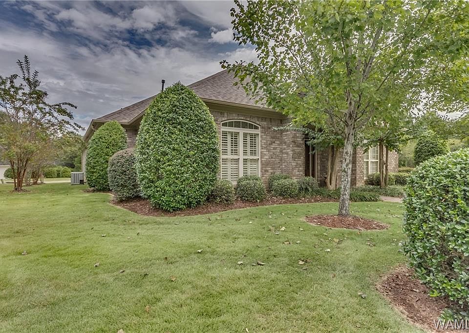 1st image of 1621 Williamsburg Ln