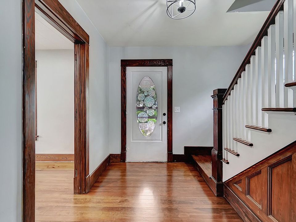 1st image of 6902 Ballard Ave