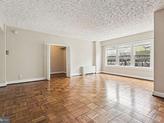 5th image of 3901 Cathedral Ave NW #311
