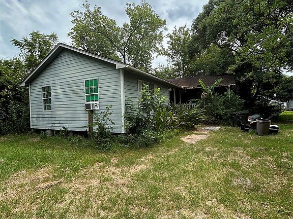 2nd image of 4739 13th St