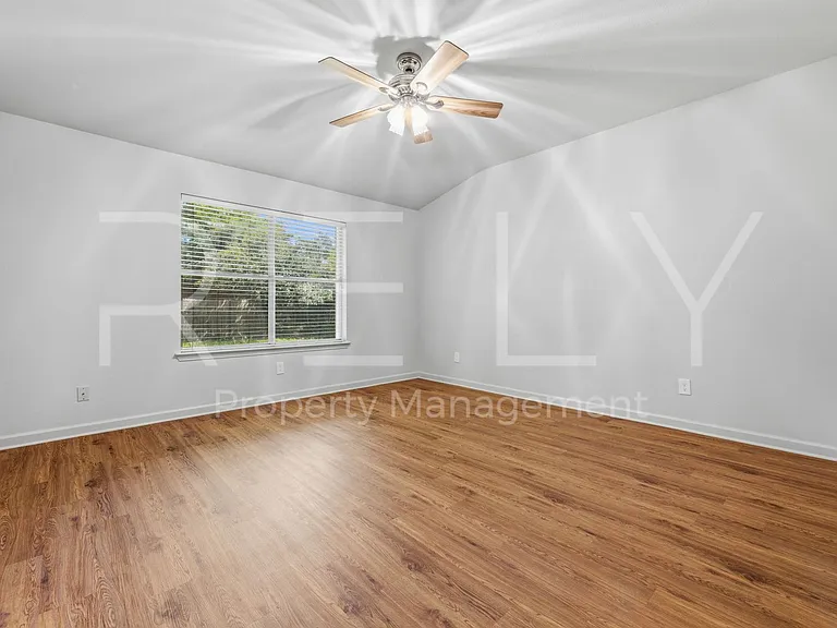 1106 Fossil Cv — Photo 14