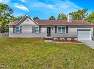 608 Calabash Drive, Hubert, NC 28539