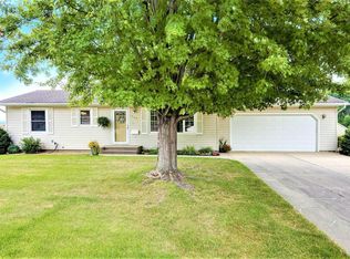 505 Hilltop Ave, Owatonna, MN 55060