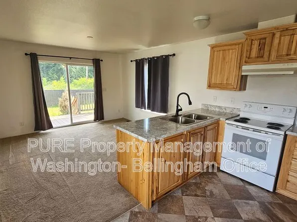 13179 Wilson Dr, Mount Vernon, WA 98273