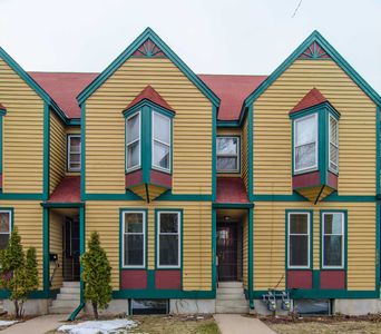 1802 10th Ave S, Minneapolis, MN, 55404
