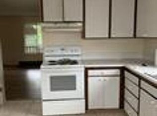 703 Broadway St APT 3, Arlington, WA 98223