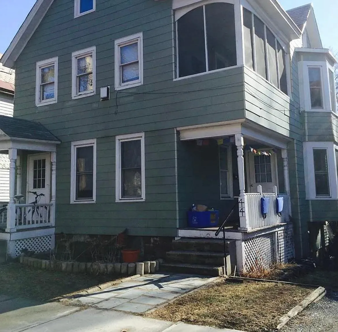 3 bed, 1800 sqft, $2,700 — Photo 1
