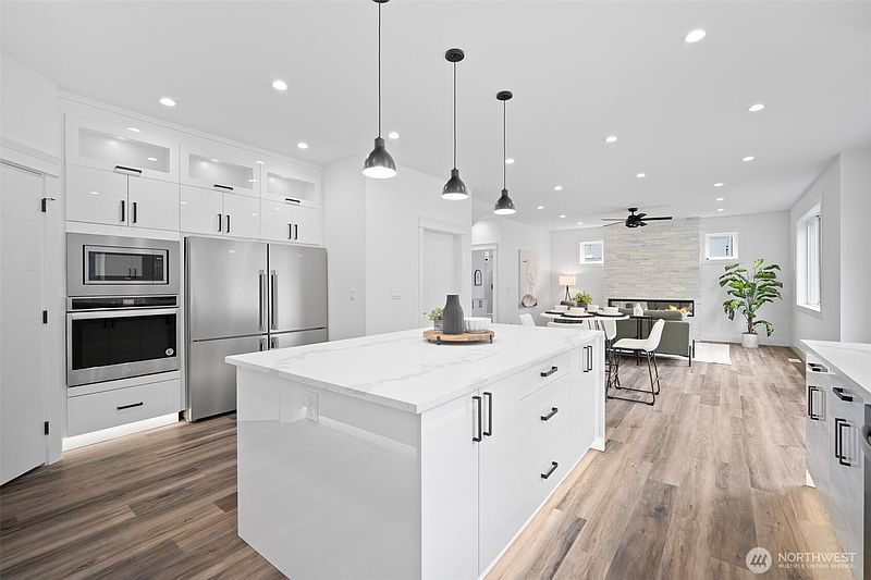 3rd image of 2150 Riverstone Loop