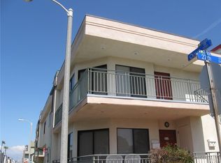 113 27th St #B, Manhattan Beach, CA 90266