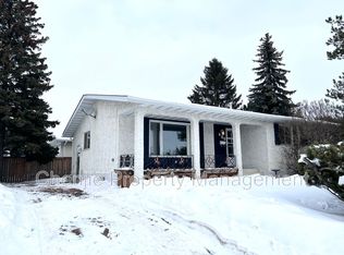 400 Lee Ridge Rd NW, Edmonton, AB T6K0N7