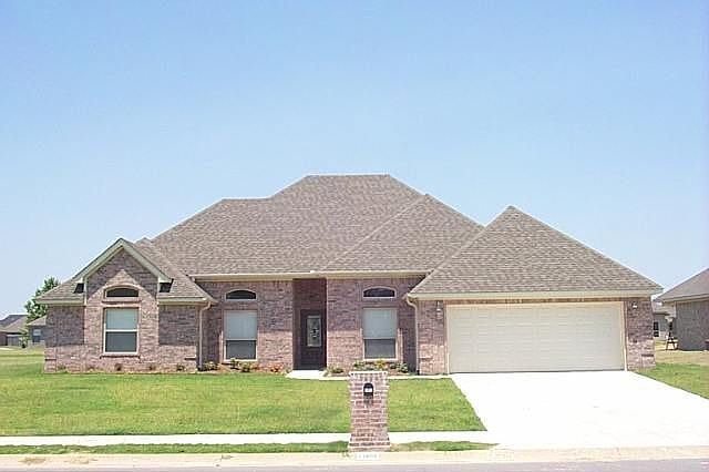 1st image of 13805 Chesterfield Cir