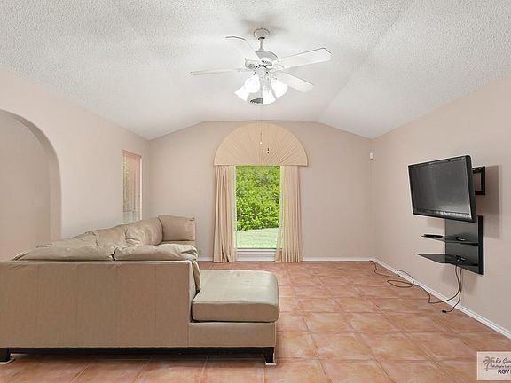 2nd image of 133 El Cielo Cir