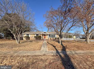 38 Redwood Rd, Severna Park, MD 21146