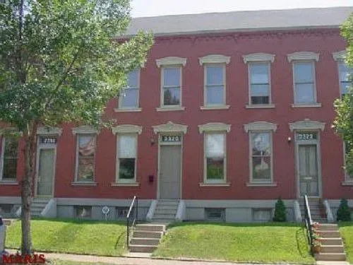2320 Hickory St photo 1