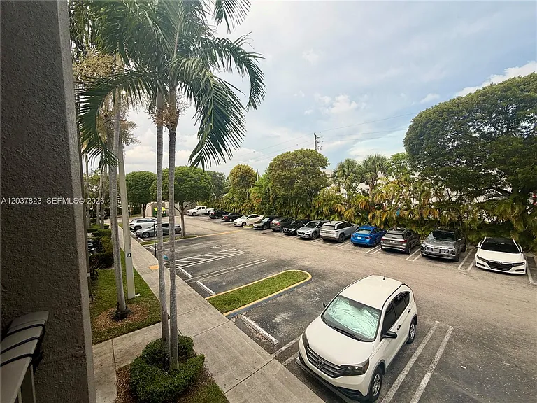 6861 SW 44th St #205 — Photo 7