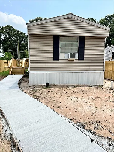 21426 Dunn Photo 1