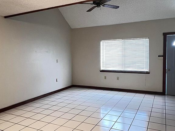 3rd image of 116 Garden Beach Ln