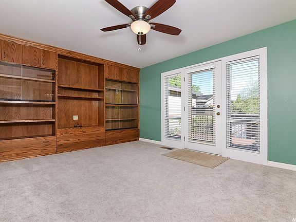4th image of 8987 Leedy Ln