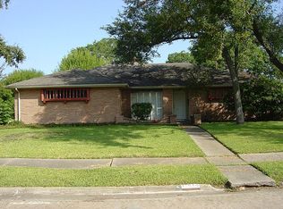 11814 Sharpview Dr, Houston, TX 77072
