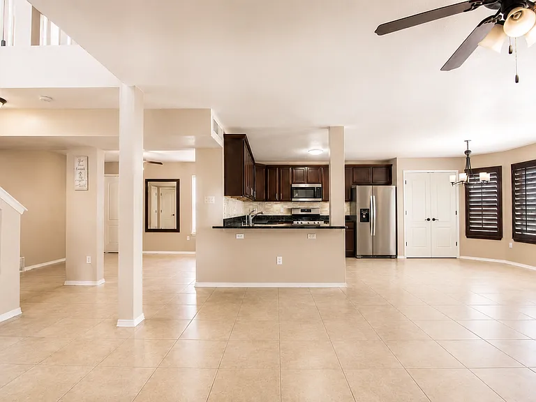 3236 Bell Point Dr — Photo 3