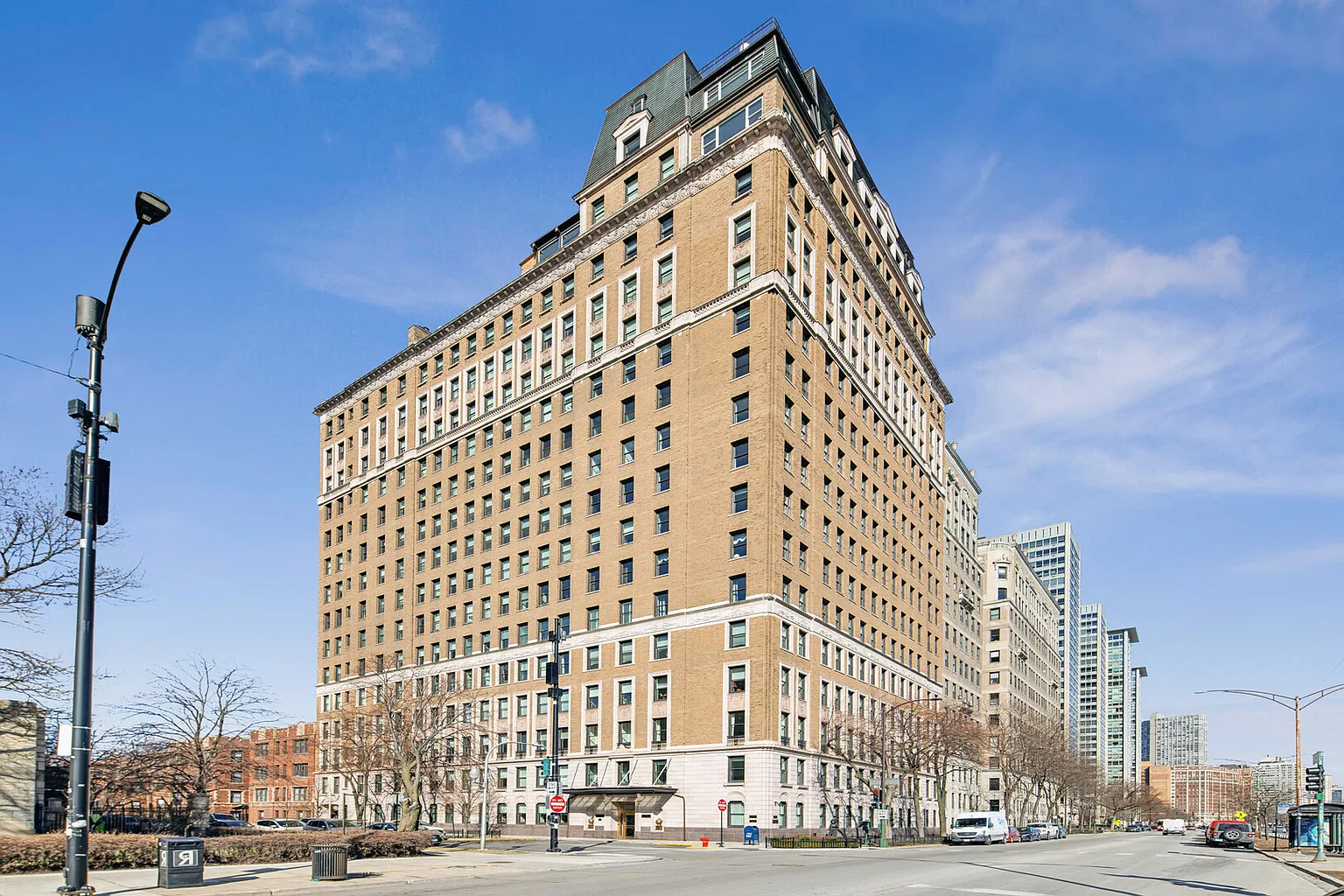 3500 N Lake Shore Dr APT 6D photo 1