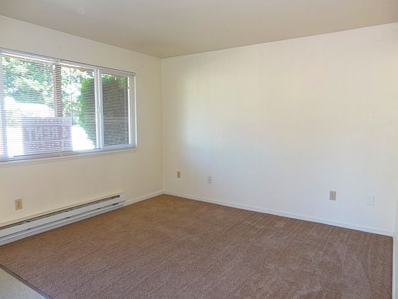 2nd image of 12635 Lincoln Ave SW APT 2