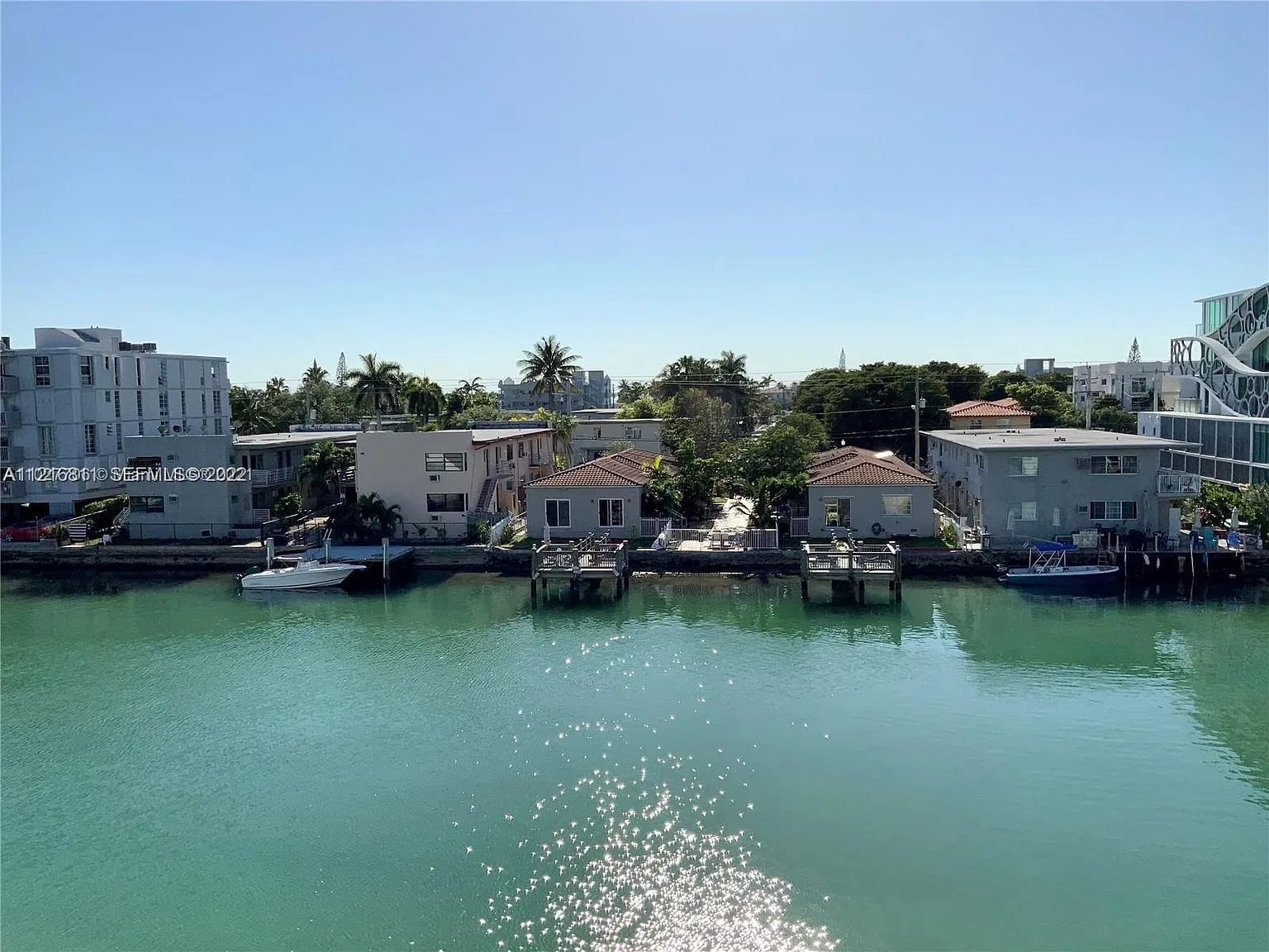 8400 Byron Ave — Photo 4