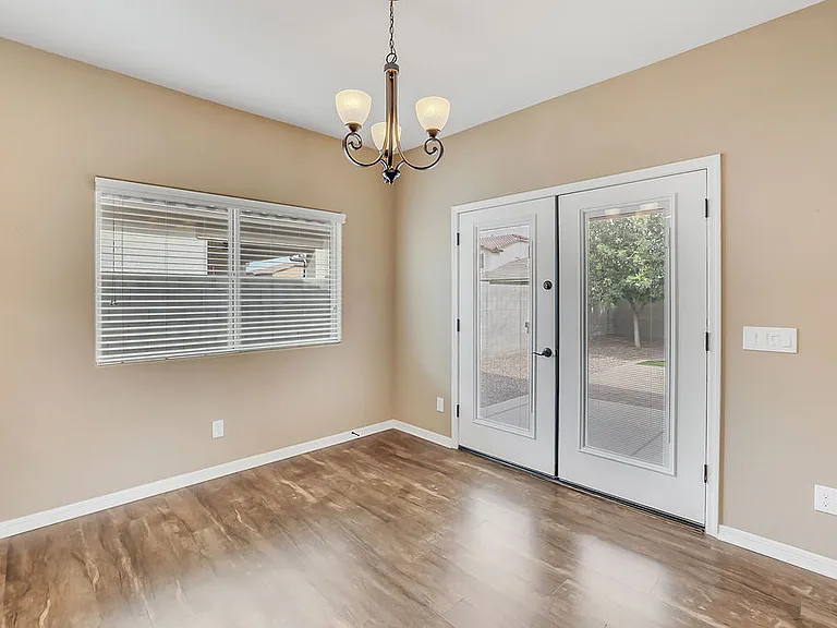 784 W Leadwood Ave — Photo 9