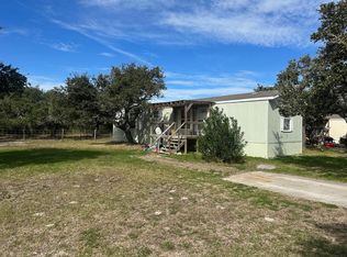 1524 16th St, Rockport, TX 78382