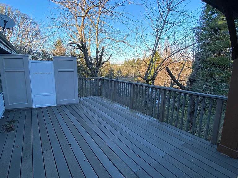 3027 Bridgeport Way W #A — Photo 32