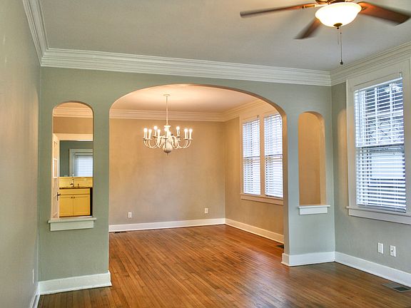 2nd image of 727 Maupas Ave #B