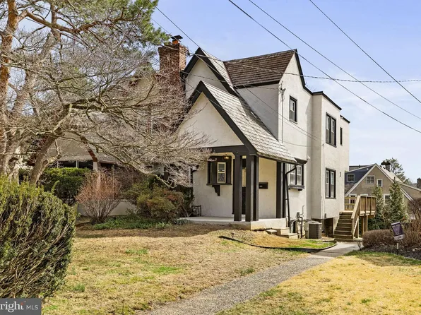 633 Georges Ln, Ardmore, PA 19003