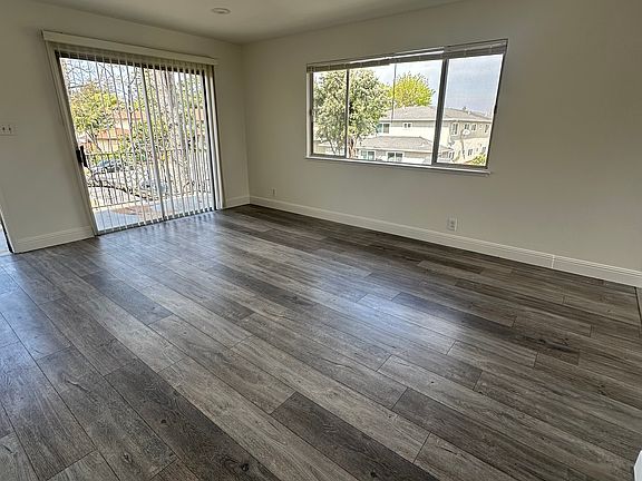 2nd image of 1601 Ontario Dr