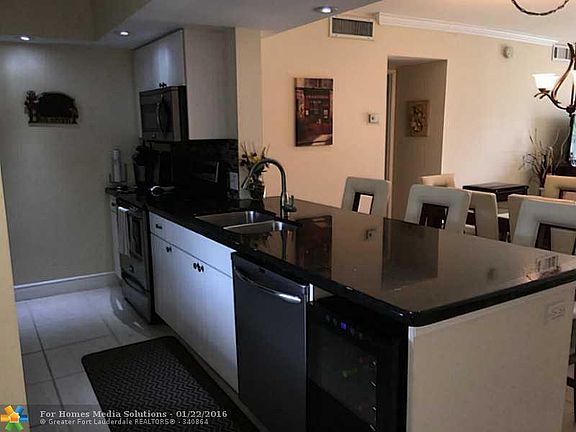 5th image of 3000 N Palm Aire Dr APT 205