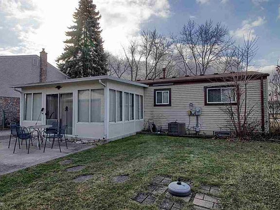 5th image of 50542 Bower Dr