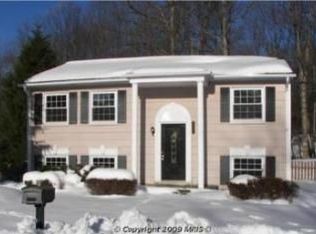 5123 Leesburg Ct, Woodbridge, VA 22193