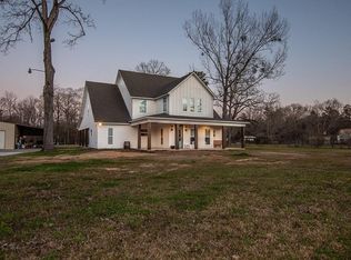 561 Hooper Rd, Deville, LA 71328