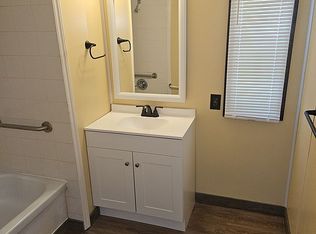 118 Country Ln, Vineland, NJ 08360