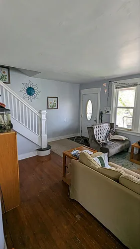925 Lilac St Photo 1