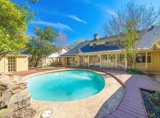 7702 Skyline Dr, Houston, TX 77063