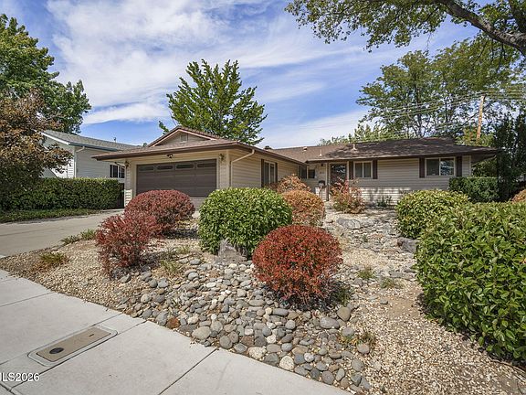 2nd image of 2055 Windsor Way