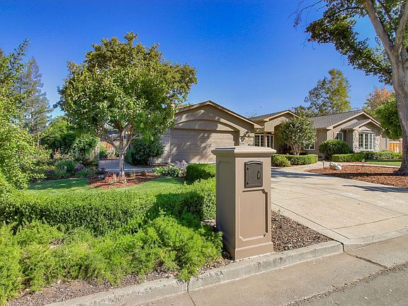 2nd image of 6648 Crystal Springs Dr