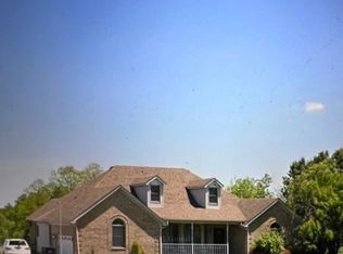 312 Patton Ln, Mount Washington, KY 40047